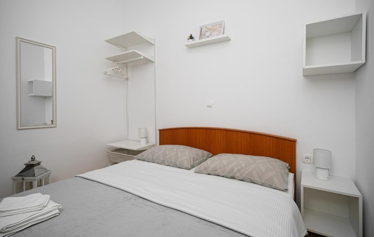 Apartman Rusula Vodice Kültér fotó